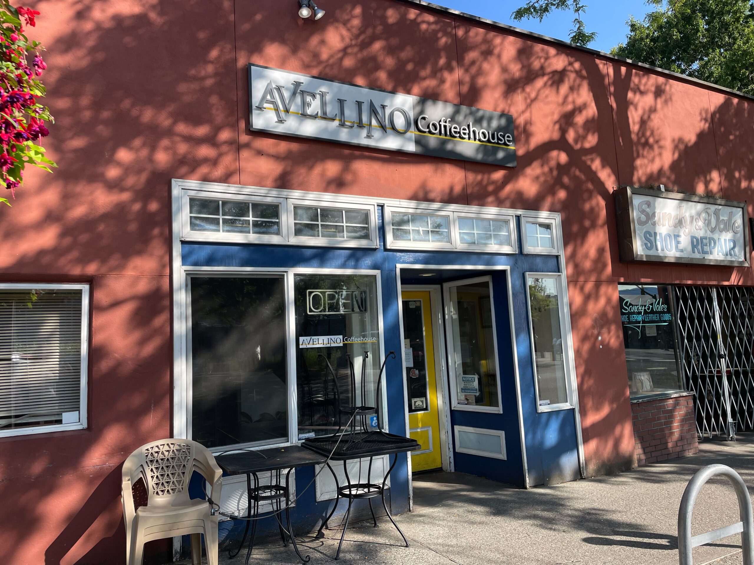 Long-running downtown Bellingham coffee shop abruptly closes