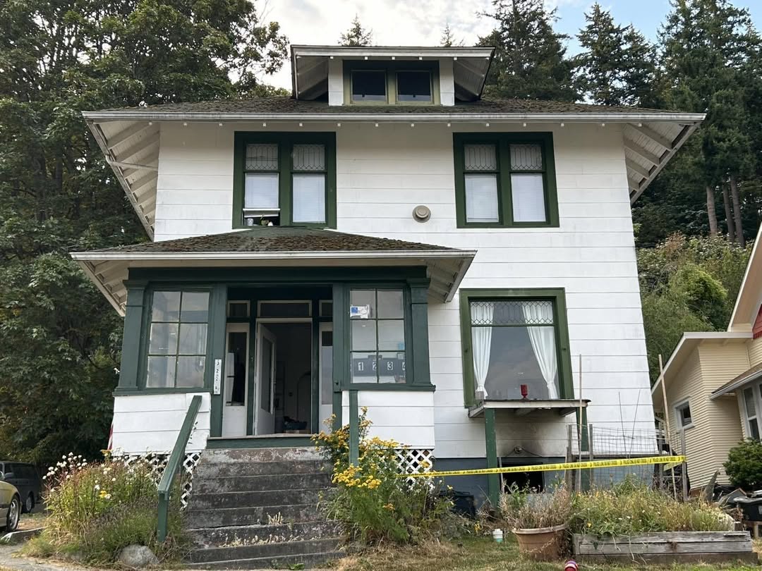 Elderly Man Dies in Early Morning House Fire on North Forest Street