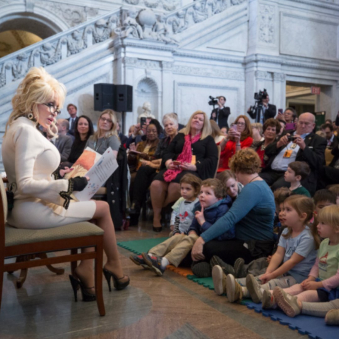 Bellingham Library Mourns Dolly Parton, a Champion of Children's Literacy