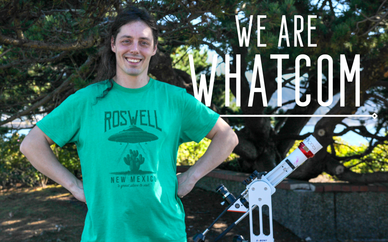 Bellingham Man Builds Weekly Stargazing Community That Draws Hundreds to Local Parks